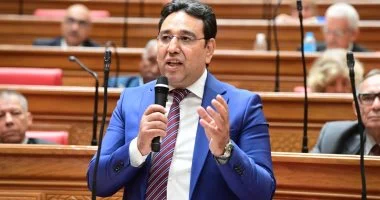 نائب برلماني يطالب بتوضيح آثار تطبيق 'البصمة المائية' على الصناعات الغذائية في مصر