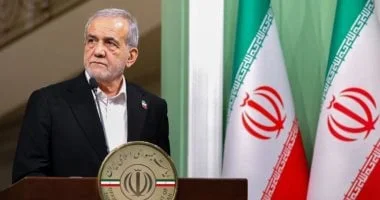 زيارة رسمية للرئيس الإيراني إلى إسلام آباد لتعزيز العلاقات الثنائية ومناقشة القضايا الإقليمية