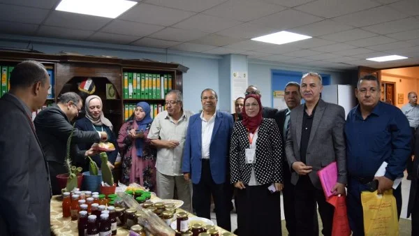 ورشة عمل تناقش أهمية النباتات العصارية والشوكية في تعزيز الأمن الغذائي والتنمية المستدامة