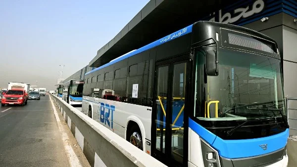 انطلاق محطات الأتوبيس الترددي السريع BRT على الطريق الدائري: خطوة جديدة نحو تحسين النقل الجماعي في القاهرة الكبرى