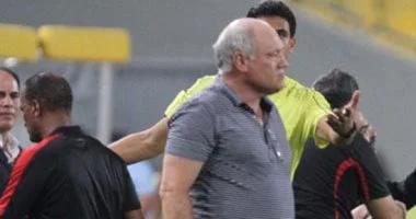 الأهلي يستعيد عرش الدوري المصري رقم 38 في ذكرى تاريخية مع مارتن يول
