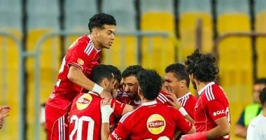 الأهلي يعيد هيكلة عقود اللاعبين بعد كأس العالم لضمان الاستقرار الفني والمالي