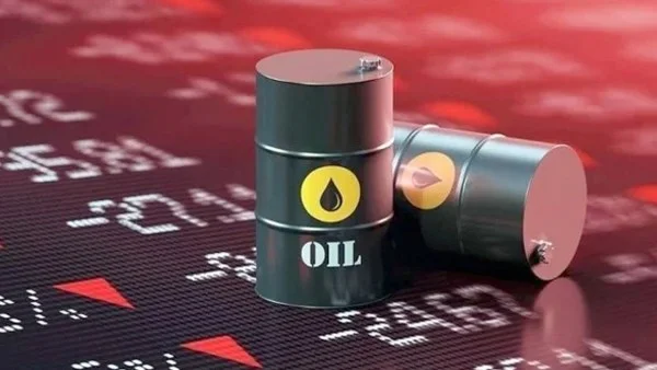 تراجع سعر النفط الكويتي إلى 83.59 دولار للبرميل بعد انخفاض قدره 1.48 دولار