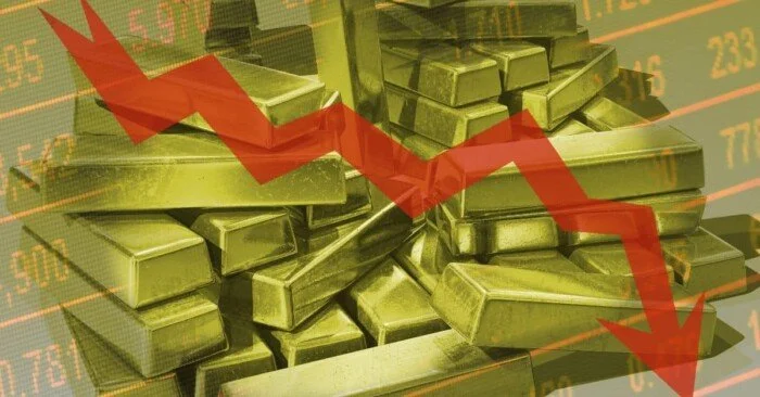 أسعار الذهب تتراجع بفعل قوة الدولار وتوقعات رفع الفائدة الأمريكية
