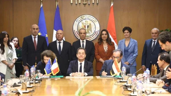 مصر توقّع اتفاقية تمويل مشروع الصناعة الخضراء المستدامة بقيمة 45 مليون يورو لتعزيز الاقتصاد الأخضر