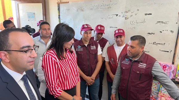 مؤسسة أبو العينين تدعم الأسر الأكثر احتياجًا في القافلة التاسعة لمبادرة «إيد واحدة» بالإسماعيلية