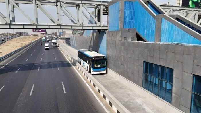 محطات الأتوبيس الترددي BRT: دليلك الشامل للتنقل من الإسكندرية الزراعي إلى الجولف في القاهرة الكبرى
