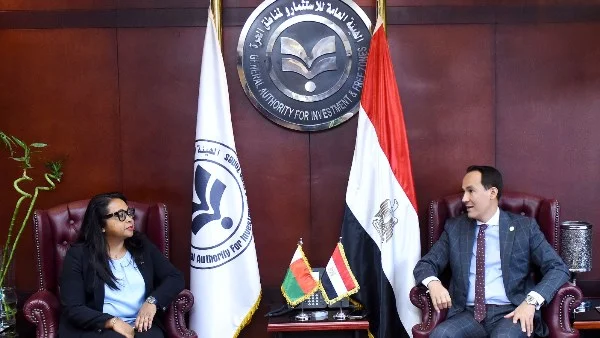 مصر ومدغشقر تتعاونان لتعزيز الاستثمار: هيئة الاستثمار تستضيف وفدًا رفيع المستوى