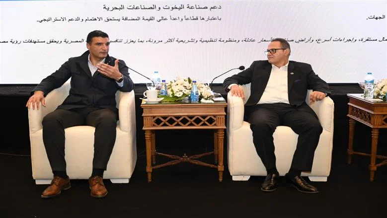وزير الصناعة يكشف عن خطة لسحب الأراضي غير المستغلة وإعادة طرحها للمستثمرين الجادين في الإسكندرية