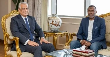 جمبلاط يلتقي المدير الفني الجديد للإنتاج الحربي لبحث استعدادات الموسم الرياضي 2026-2027