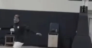 حسام حسن يقود مباراة كرة سلة مع نجوم المنتخب المصري لتعزيز الروح المعنوية قبل مواجهة إيران