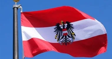 النمسا وإيطاليا تعززان التعاون العسكري: شراكة استراتيجية جديدة في التصنيع وتدريب الطيارين