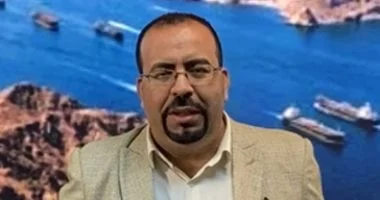 تصعيد عسكري جديد في مضيق هرمز: الحرس الثوري الإيراني يهاجم القوات الأمريكية بعد غارات متبادلة (فيديو)