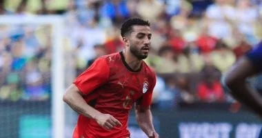 إصابة قوية تزعزع منتخب مصر: محمد عبد المنعم يغادر مواجهة إيران مبكرًا