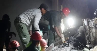 حصيلة ضحايا زلزال فنزويلا تتجاوز 920 قتيلاً و3300 مصاب وسط جهود إنقاذ ضخمة