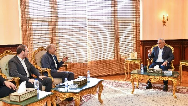 جمبلاط يؤكد انفتاح وزارة الإنتاج الحربي على شراكات عالمية لتعزيز الصناعة المحلية
