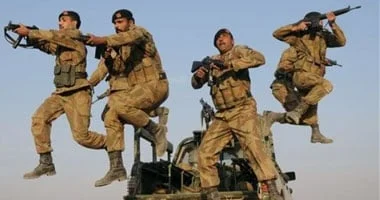 الجيش الباكستاني يحقق نجاحًا في مكافحة الإرهاب: مقتل 8 مسلحين في عمليتين أمنيتين ببلوشستان
