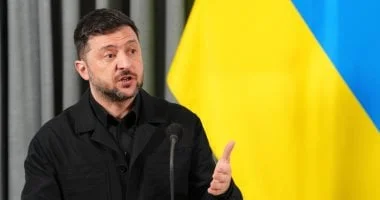 قصف جوي روسي يستهدف خيرسون ويصيب 7 مدنيين وسط تصاعد التوترات العسكرية