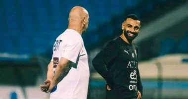 تأكيدات جاهزية محمد صلاح لمواجهة أستراليا: خالد الدرندلي ينفي أي توتر بين اللاعب وحسام حسن