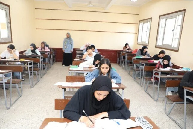 موعد امتحانات الثانوية العامة 2026: تفاصيل الجدول النهائي والمواد المتبقية للطلاب