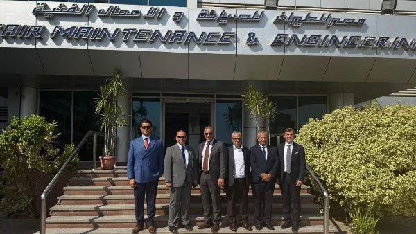 مصر للطيران تعزز شراكاتها الدولية في صيانة الطائرات مع زيارة وفد الاتحاد الهندسية الإماراتية