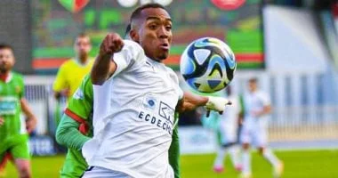 الأهلي يراقب مدافع الجزائر في المونديال ويترقب قرار عموتة بشأن تدعيم الدفاع
