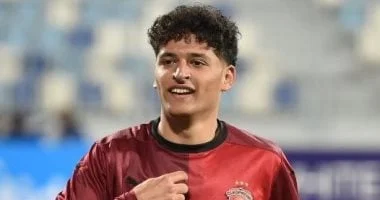 الأهلي يدرس رحيل أحد الثنائي الشاب عبد الله أو معوض في الصيف بسبب تكدس الجناح