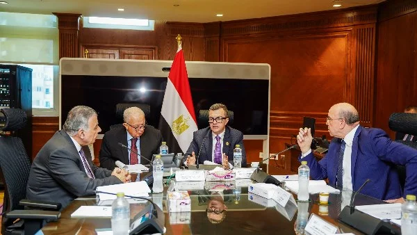 اجتماع استثماري هام برئاسة وزير التخطيط لدعم مشروعات التنمية عبر بنك الاستثمار القومي