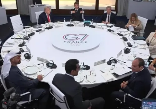 السيسي: استمرار الاحتلال الإسرائيلي في لبنان يزيد من تفاقم الأوضاع الأمنية والسياسية