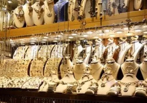 استقرار أسعار الذهب في مصر اليوم: عيار 21 يسجل 6245 جنيهاً وسط ترقب لقرارات الفيدرالي الأمريكي