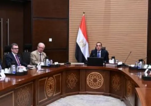 رئيس الوزراء يعرض تفاصيل خطة تنفيذ وثيقة سياسة ملكية الدولة في اجتماع موسع بالعاصمة الإدارية