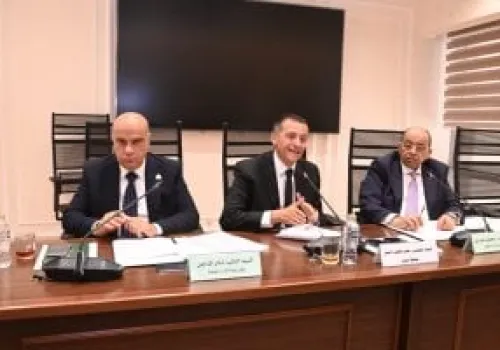 لجنة الإدارة المحلية تناقش أوضاع العاملين بالصناديق الخاصة في أسوان وضرورة تطبيق الحد الأدنى للأجور