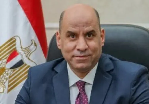 7781 فرصة عمل جديدة في 11 محافظة: وزارة العمل تعزز التشغيل للشباب عبر 49 شركة خاصة
