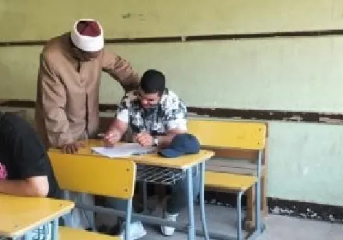انطلاق امتحانات مادة الفقه للقسم العلمي في الثانوية الأزهرية وسط تجهيزات دقيقة