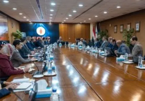 ارتفاع إنتاج النفط المصري إلى 540 ألف برميل يوميًا: وزير البترول يستعرض إنجازات القطاع وخطط المستقبل