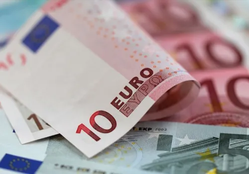 تقلبات ملحوظة في سعر اليورو مقابل الجنيه المصري اليوم 17 يونيو 2026
