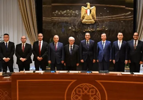 توقيع شراكة استراتيجية بين النصر للسيارات و"فاو كار" الصينية لبدء تصنيع السيارات المحلية في مصر