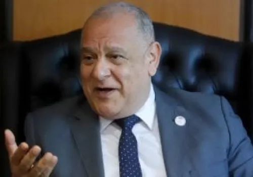 مصر تستعد لإطلاق سيارات كهربائية وتقليدية محلية عبر شراكة استراتيجية مع الصين