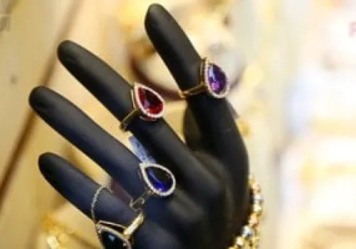 ارتفاع مفاجئ في أسعار الذهب بمصر مع صعود الأسعار العالمية فوق 4340 دولارًا للأوقية