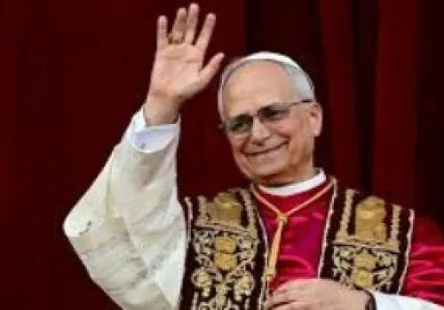 بابا الفاتيكان يشيد بالاتفاق الأمريكي الإيراني: خطوة نحو تعزيز الحوار والسلام في الشرق الأوسط