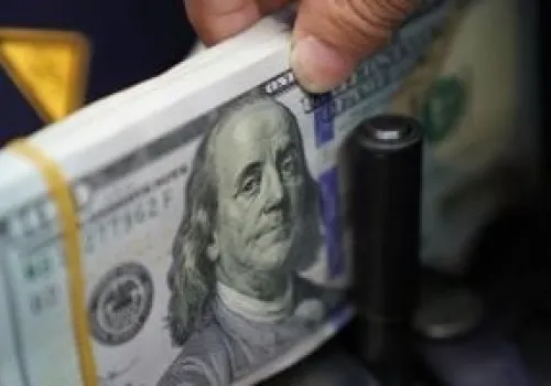 استقرار سعر الدولار عند 49.87 جنيه في البنك الأهلي المصري اليوم الأربعاء