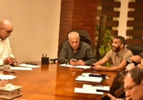 حسين لبيب يعلن انتهاء أزمة أرض الزمالك في أكتوبر ويكشف عن قطعة بديلة بمساحة 65 فدانًا