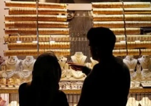 استقرار سعر الذهب عيار 21 عند 6225 جنيهاً للجرام مع إغلاق الأسواق وسط تأثيرات السياسة النقدية الأمريكية