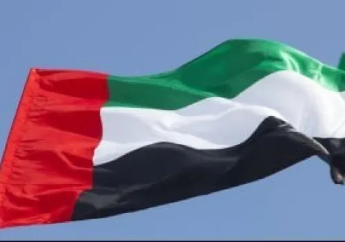 حريق ضخم يندلع في أبراج الإمارات المالية بدبي وسط إجراءات طوارئ عاجلة من السلطات