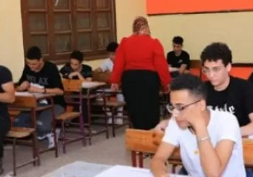 حجب نتائج الصف الثالث الإعدادي: أسباب وتأثيرات على الطلاب وأولياء الأمور
