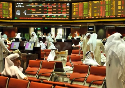 تراجع ملحوظ في مؤشرات بورصة الكويت مع نهاية الأسبوع وتداولات نشطة تصل إلى 220 مليون دينار