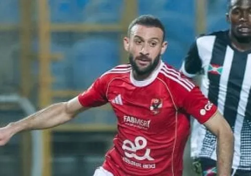 الأهلي يعلن قيد عمر كمال في قائمة الموسم الجديد لتعزيز مركز الظهير الأيمن