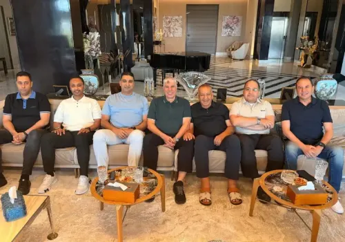 تجمع ودي يجسد روح الوحدة بين كامل أبو علي وشوبير ونواب بورسعيد في مبادرة «كلنا واحد