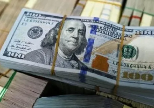 استقرار سعر الدولار عند 49.87 جنيه في البنك الأهلي المصري خلال إجازة رأس السنة الهجرية