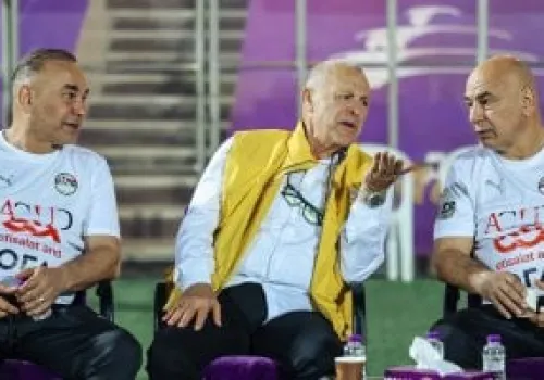 أبو ريدة يحفّز لاعبي الفراعنة في معسكر فانكوفر قبل مواجهة نيوزيلندا في كأس العالم 2026